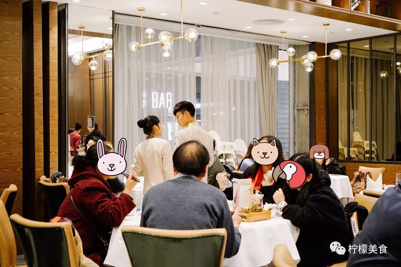包厢的点心_饭店包厢名字五个包厢_餐厅小包厢包厢设计