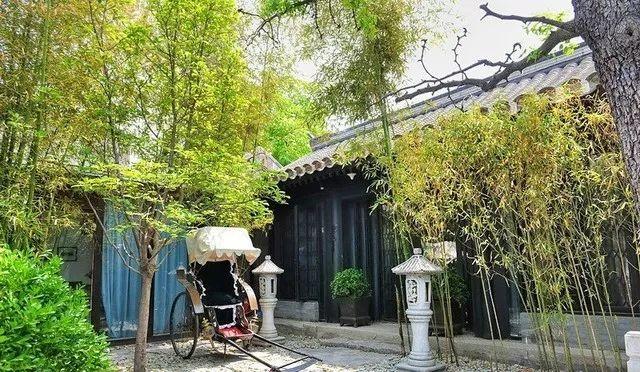 西餐厅穿什么比较合适_米氏西餐厅穿搭_西餐厅穿着礼仪